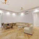 Harmonious 2Bdr - 4P Apartment - Champs Elysees