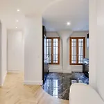 Harmonious 2Bdr - 4P Apartment - Champs Elysees